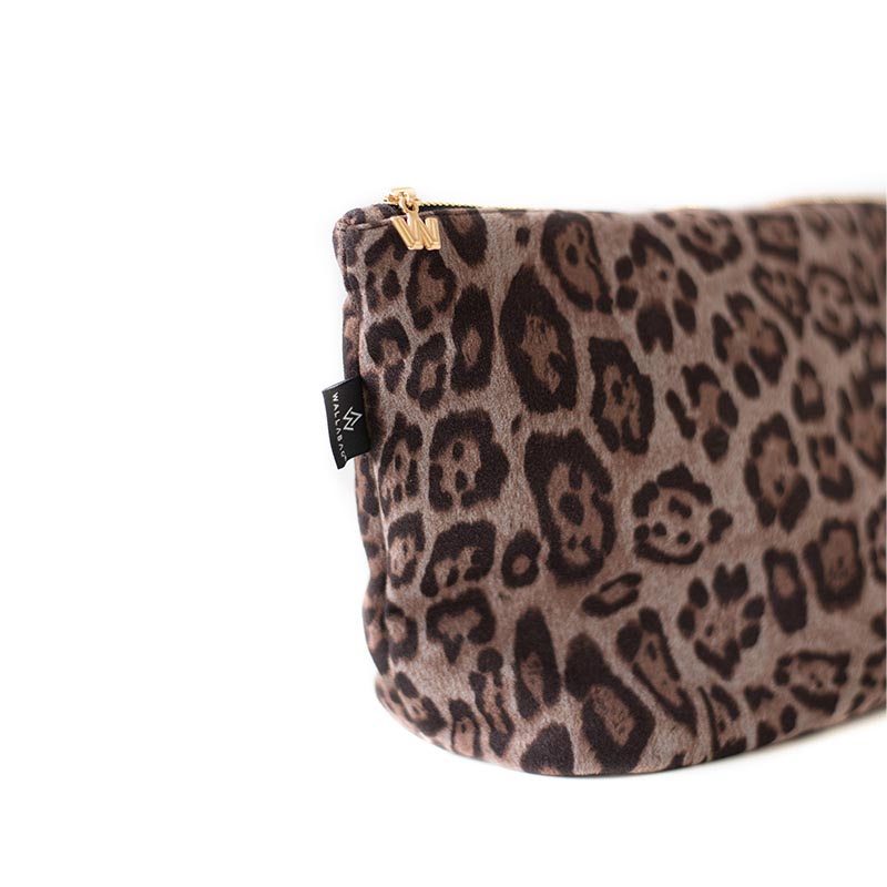 Pouch Leopard