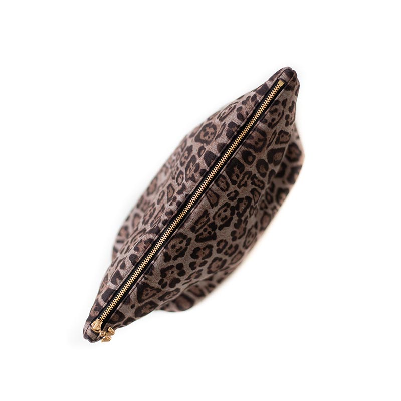 Pouch Leopard